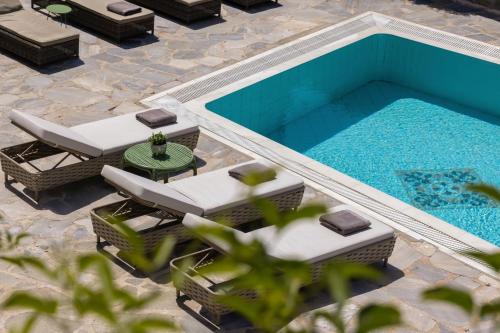 Despotiko Hotel — Swimming pool