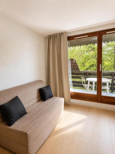Studio Les Orres 1650 - 4 pers, près des pistes et du centre - Balcon avec vue