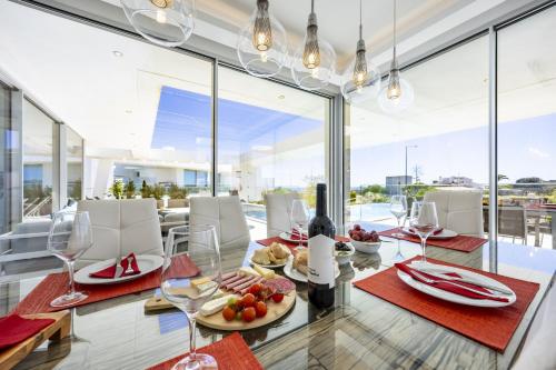 Vila Camilo by CoolHouses