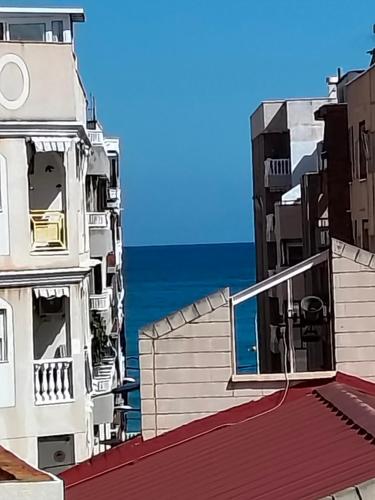 Apartamentos Playa de los Locos