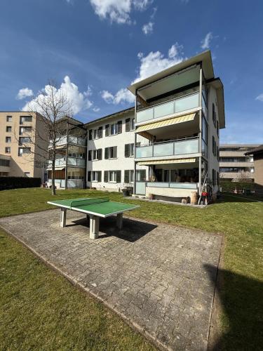 Zentrale und charmante Ferienwohnung in Seenähe