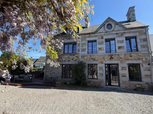 GÎTE Les Cigognes N0ires