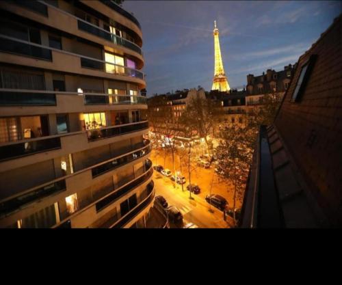 Vue époustouflant sur la tour eiffel