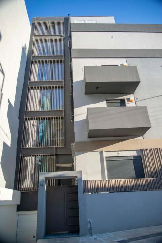 Iris One - Near Acropolis - New, Luxurious and Cozy