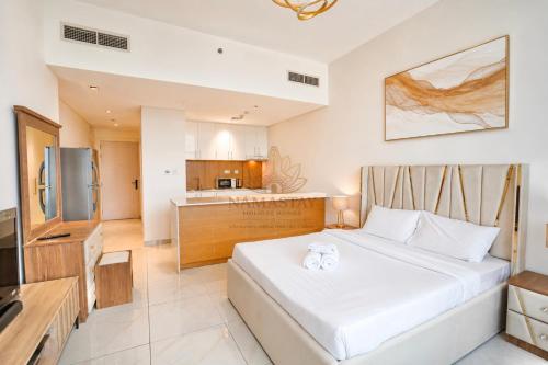 NamaStay - Elegant Studio in JVC Prime Dubai Location