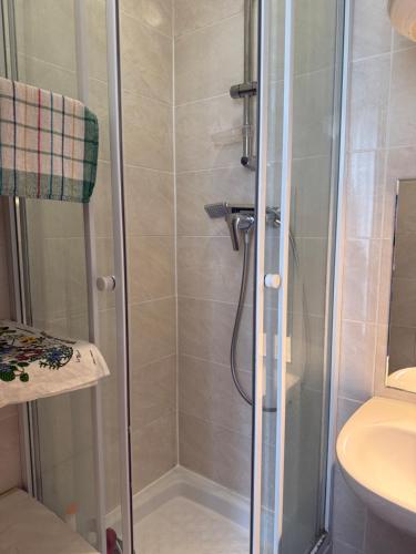 Live like a local ! Cosy and calm 35sqm parisian style