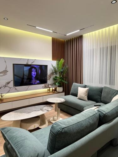 Modern Luxury Apartment-City Center-Walk Anywhere
