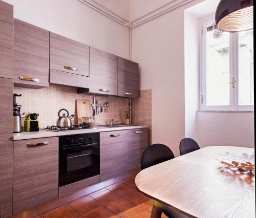 TrastevereHome - Colorful and Relaxing Apartment in Trastevere