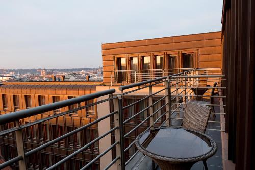 Μπαλκόνι ή βεράντα στο Majestic Plaza Hotel Prague