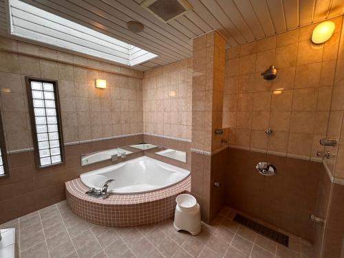 gull HOTEL tesisinde bir banyo