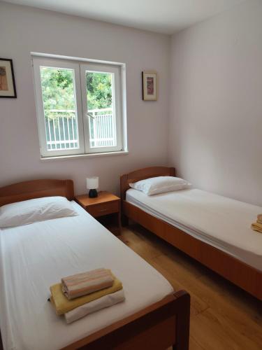 Apartment Robbie near Lapad beach