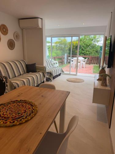 Studio grande motte rez de jardin