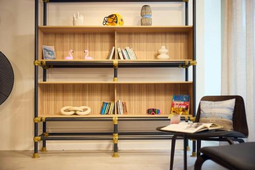 Moxy Nice photo 61