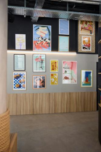 Moxy Nice photo 48