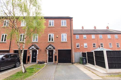 #Cloudstays Birmingham - City Getaway Luxury Townhouse Free Parking 2 Lakes photo 10