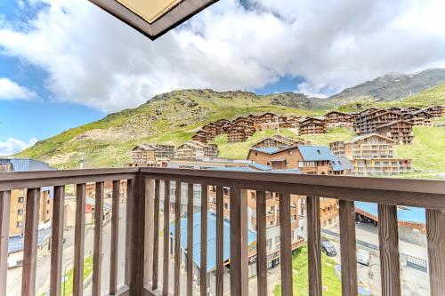 Balcony Ski-In Ski-Out with View apartments in centre of Val Thorens