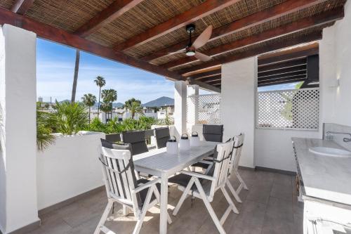 Beach & Golf Villa - Lagoon Pool - Sleeps 8