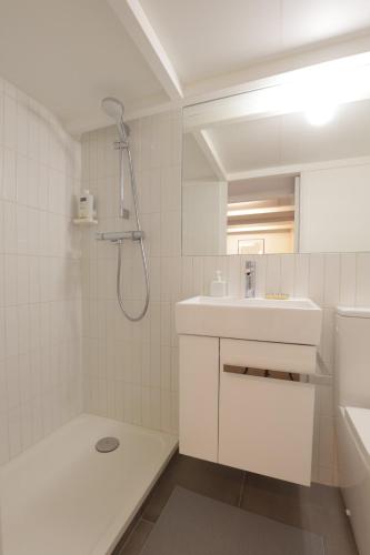 Elegant Duplex - Historical street - Center Paris