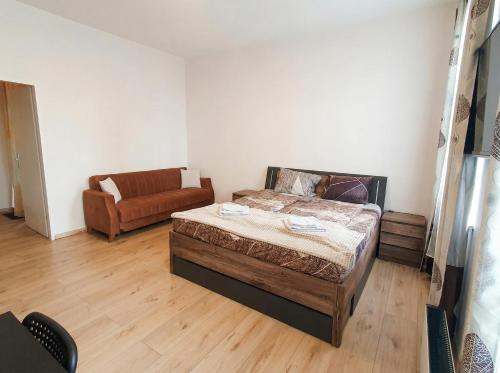 Budget 1BR Apt, 3 Min Enkplatz, 9 Min City Center