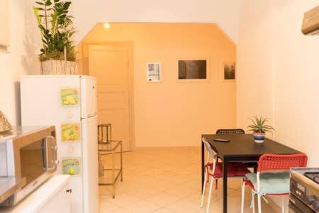 trastevere cozy apt
