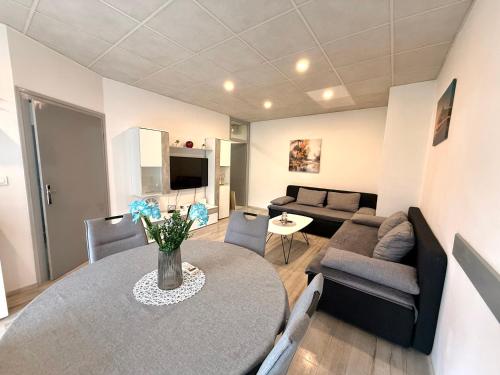 Hugo s home, apartman blizu bazena i bolnice