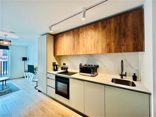 Birmingham City Centre, Luxury 1 Bed Apartment 28 - Free Parking photo 5
