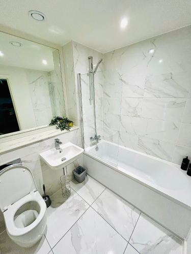 Birmingham City Centre, Luxury 1 Bed Apartment 28 - Free Parking photo 4