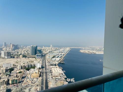 Luxury Corniche View 2 BR