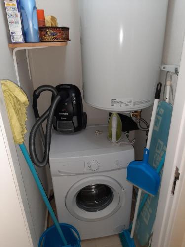 Ria Center Apartment - Right