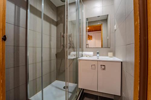 Mountain Apt with Easy Slope Access photo 3