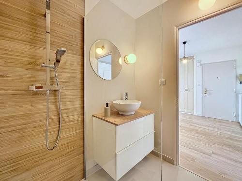 Superbe Appartement 6 personnes - Terrasse vue mer à Antibes - Climatisation - Parking Privé