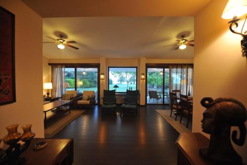 Luxurious costal villa in Pefkohori Chalkidiki