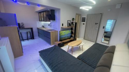 Lydia Luxury Apartment by the Sea