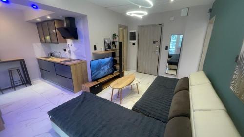 Lydia Luxury Apartment by the Sea
