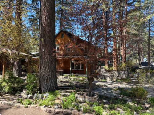 Gallery image of Tahoe Heavenly Hideaway 1060H in South Lake Tahoe