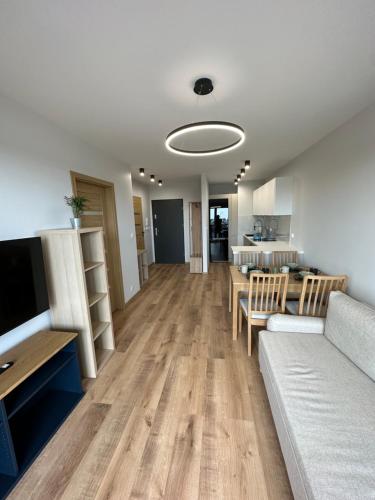 Rooms4Less