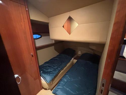 Unique stay aboard a boat