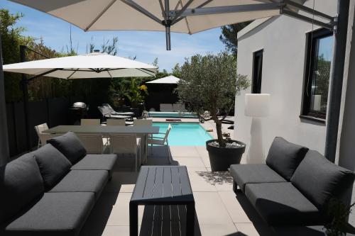 Villa avec piscine privative