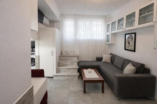 Adriana Athens
