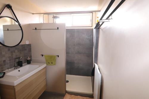 T4 Pro et Famille - Plage - Base Nature - Tout à pied - Parking - Commerces