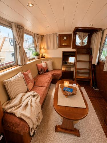 Houseboat cosy et Atypique à Rouen Le Zimon