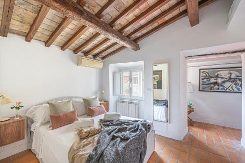 Trilussa Luxury Apartment - Heart of Trastevere