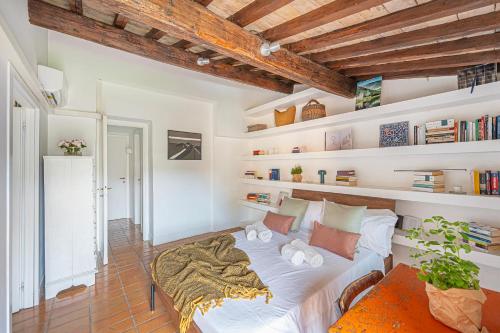 Trilussa Luxury Apartment - Heart of Trastevere