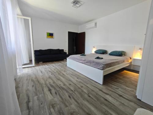 Apartment Višnja
