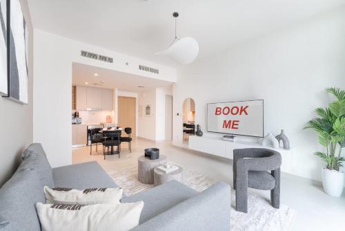 Free housekeeping visits during your stay - StayShort - Creek Harbour Sleeps 4 with City Views