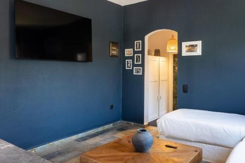 DIO Luxury Suites