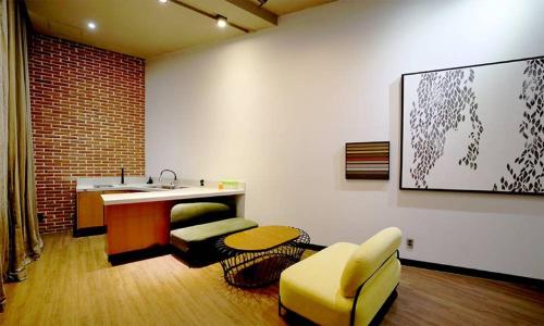 Gambar di galeri bagi Seomyeon Hound Hotel 1st Street di Busan