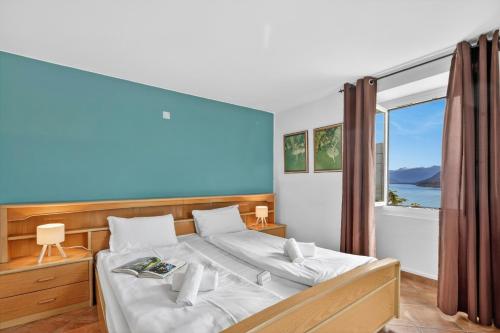 Casa Berta Brissago 1 with Balcony for Four - Happy Rentals