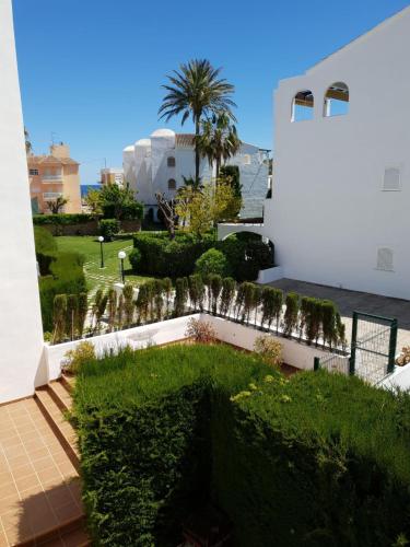 Apartment 50m from the beach-swimming pool-garage