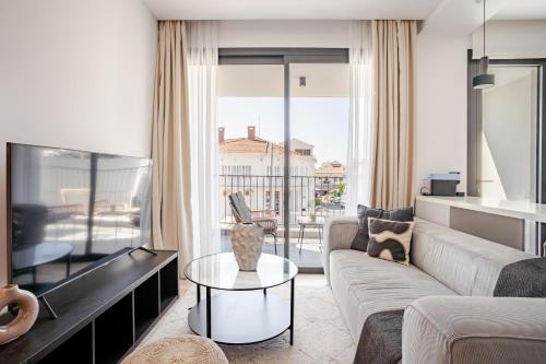 Yamas Urban Living Olympia Suites